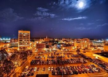 Radisson Hotel La Crosse hotel thumbnail 6