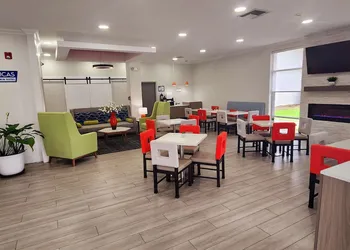 Americas Best Value Inn & Suites Foley Gulf Shores hotel thumbnail 6