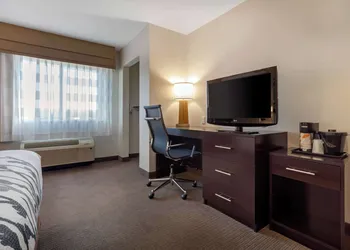 Sleep Inn & Suites Bismarck I-94 hotel thumbnail 7