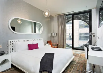 Dream Downtown, by Hyatt hotel thumbnail 8