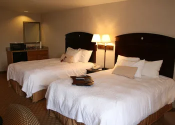 Hampton Inn & Suites Gallup hotel thumbnail 6