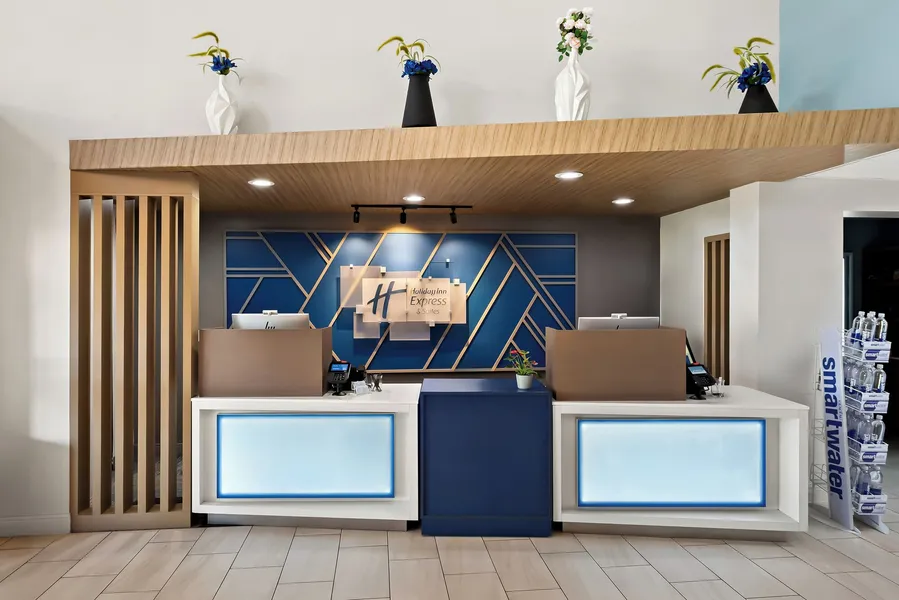 Holiday Inn Express & Suites Raleigh NE - Medical Ctr Area by IHG hotel detail image 2