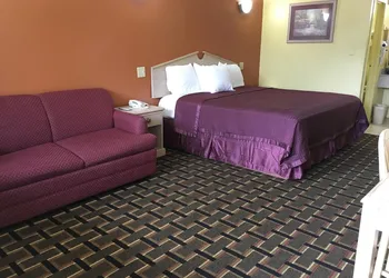 Americas Best Value Inn & Suites Greenville hotel thumbnail 5