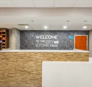 Hampton Inn Belle Vernon hotel detail image 3