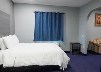 Americas Best Value Inn & Suites Bush Intl Airport hotel thumbnail 5