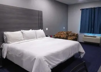 Americas Best Value Inn & Suites Bush Intl Airport hotel thumbnail 8