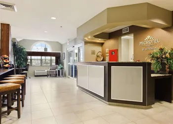 Microtel Inn & Suites by Wyndham Williston hotel thumbnail 3