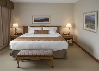 Jasper Inn & Suites by INNhotels hotel thumbnail 4