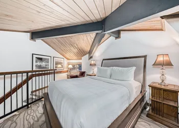 Jasper Inn & Suites by INNhotels hotel thumbnail 5