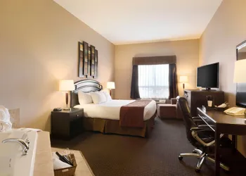 Days Inn by Wyndham Innisfail hotel thumbnail 8
