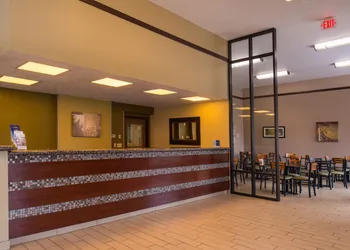 Best Western Ambassador Inn & Suites hotel thumbnail 2