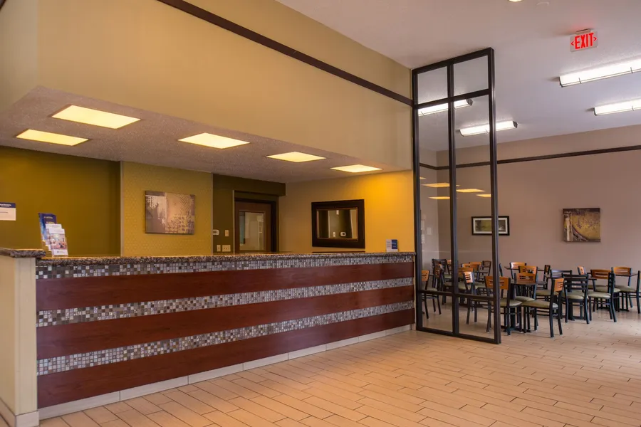 Best Western Ambassador Inn & Suites hotel detail image 2