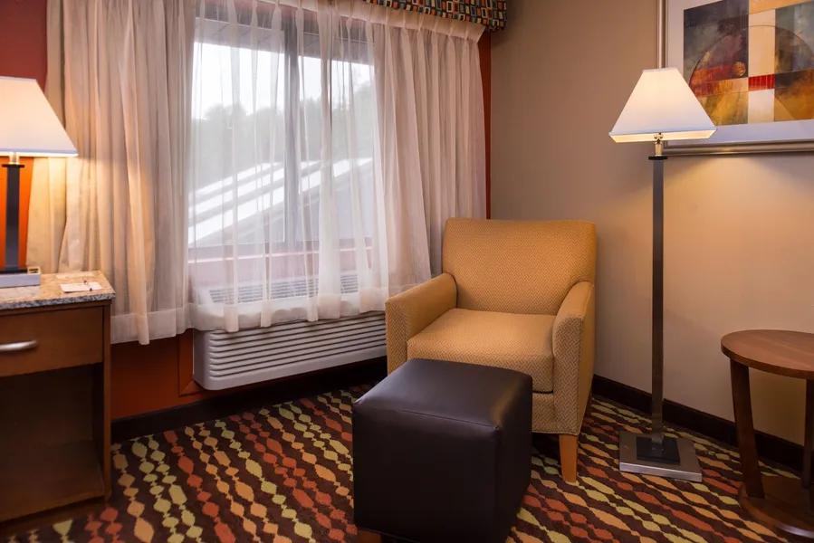 Best Western Ambassador Inn & Suites hotel detail image 6