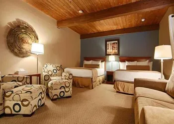 Econo Lodge Inn & Suites Vernal near Dinosaur Monument hotel thumbnail 6