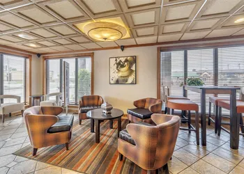 Best Western Angus Inn hotel thumbnail 4