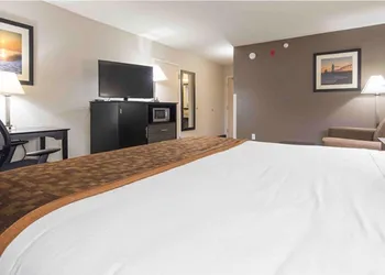 Best Western Beacon Inn hotel thumbnail 8