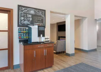 Best Western Plus Brandon Inn hotel thumbnail 4