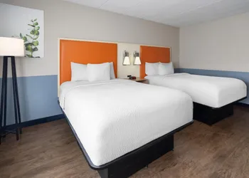 Baymont by Wyndham Westampton hotel thumbnail 7