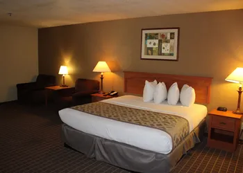 Cajon Pass Inn hotel thumbnail 5