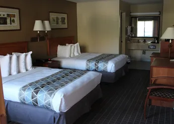 Cajon Pass Inn hotel thumbnail 7