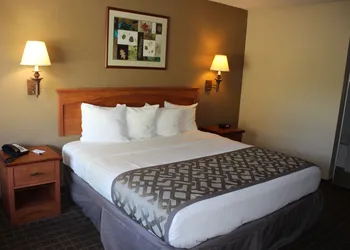 Cajon Pass Inn hotel thumbnail 8