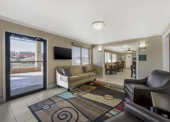 Best Western Caprock Inn hotel thumbnail 2