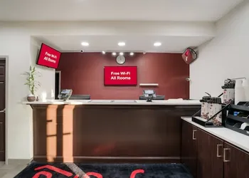 Red Roof Inn & Suites Carrollton, GA–West Georgia hotel thumbnail 7