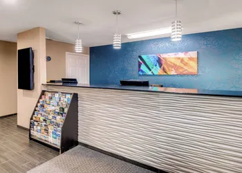 Best Western Cedar Inn hotel thumbnail 3