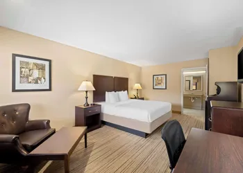 Best Western Cedar Inn hotel thumbnail 7