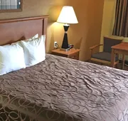 Xecutive Inn and Suites hotel detail image 7