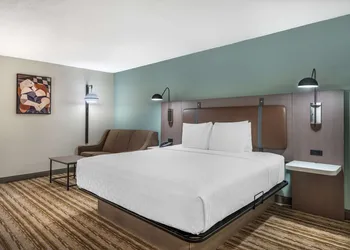 Best Western Plus Richmond Indiana I-70 hotel thumbnail 8