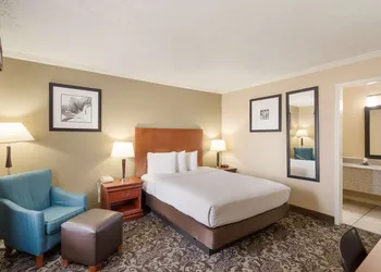 Best Western Conway hotel thumbnail 8
