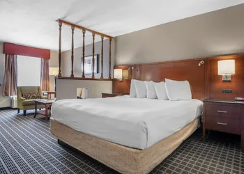 SureStay Plus Hotel by Best Western Greenwood hotel thumbnail 8