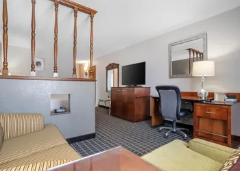 SureStay Plus Hotel by Best Western Greenwood hotel thumbnail 7