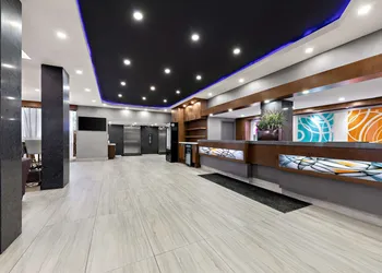 Best Western Plus Toronto North York Hotel & Suites hotel thumbnail 3