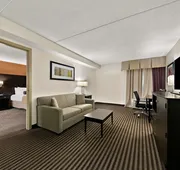 Best Western Plus Toronto North York Hotel & Suites hotel detail image 7