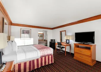 Scottish Inn Decatur hotel thumbnail 3