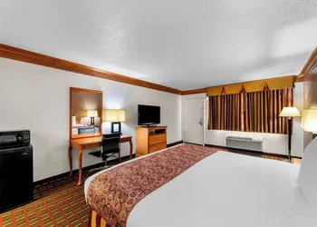 Scottish Inn Decatur hotel thumbnail 4