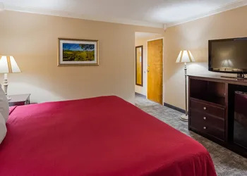 Osage Creek Lodge hotel thumbnail 4