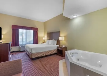 Best Western Seneca-Clemson hotel thumbnail 7