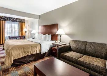 Quality Inn Memphis Airport hotel thumbnail 5