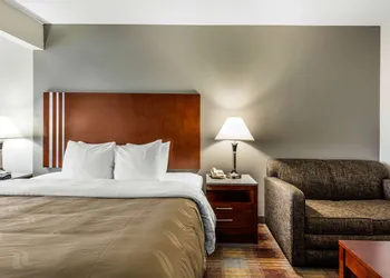 Quality Inn Memphis Airport hotel thumbnail 6
