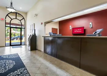 Red Roof Inn Carrollton hotel thumbnail 2