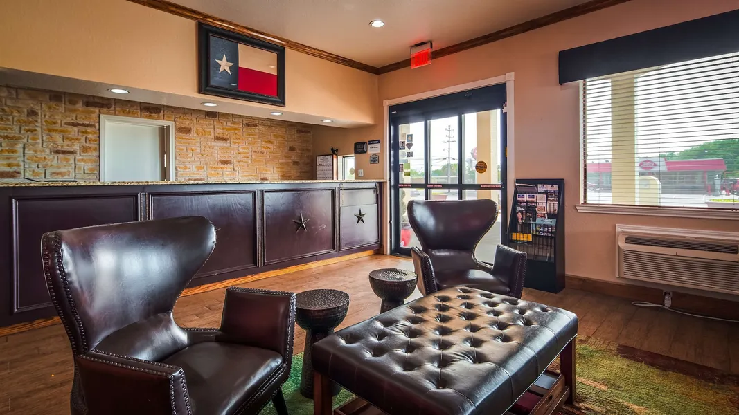 SureStay Hotel by Best Western Floresville hotel detail image 2