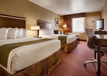 SureStay Hotel by Best Western Floresville hotel thumbnail 6