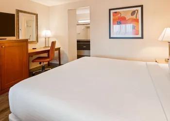 Best Western Golden Key hotel thumbnail 6