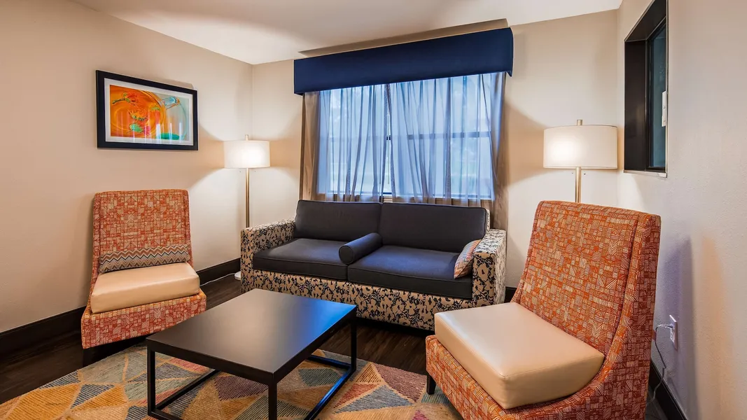 Best Western Inn & Suites hotel detail image 2