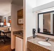 Best Western Inn & Suites hotel detail image 7