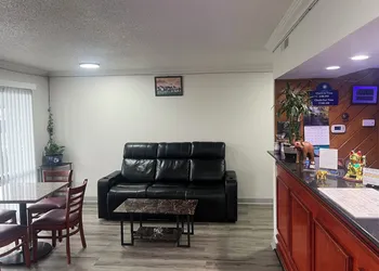 Galaxy Inn & Suites hotel thumbnail 4