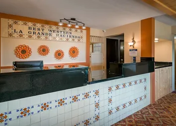 Best Western La Grande Hacienda hotel thumbnail 2